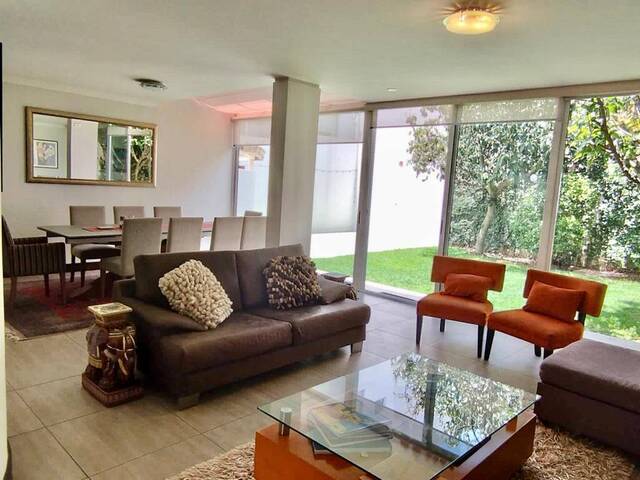 #1 - Casa para Venta en Quito - P - 3