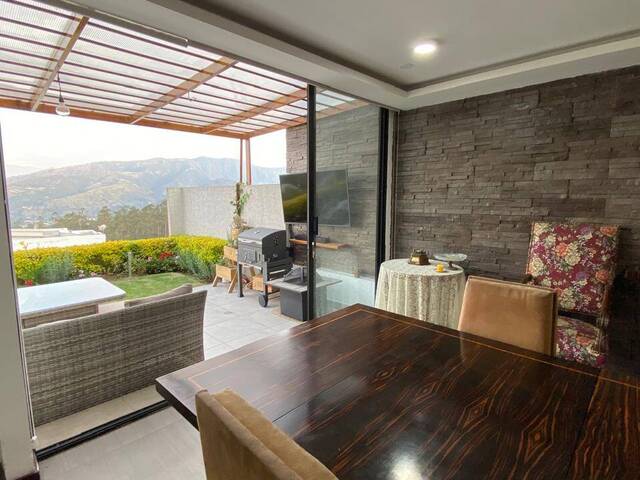 Venta en San Francisco de Pinsha - Cumbaya - Quito