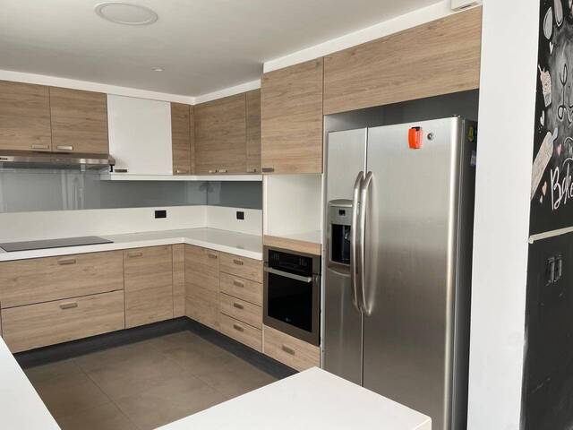 #13 - Casa para Venta en Quito - P - 3