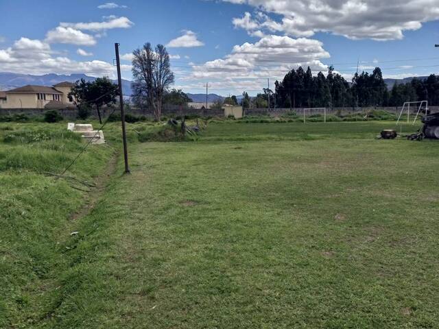 #14 - Terreno para Venta en Quito - P - 2